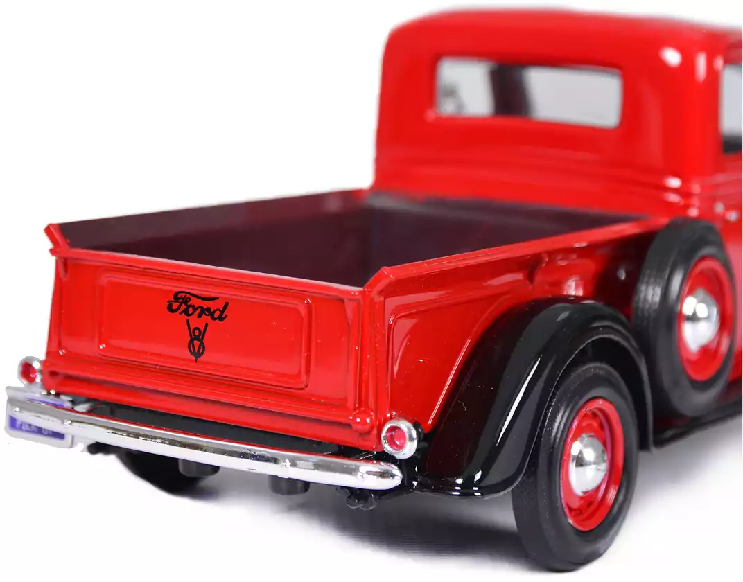 Модель машины Ford Pickup 1937 1:24 73233AC Motormax купить в Челябинске -  интернет магазин Rich Family