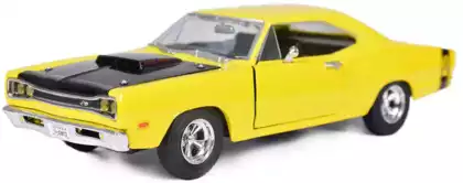 Модель машины Dodge Coronet Super Bee 1:24 73315AC Motormax