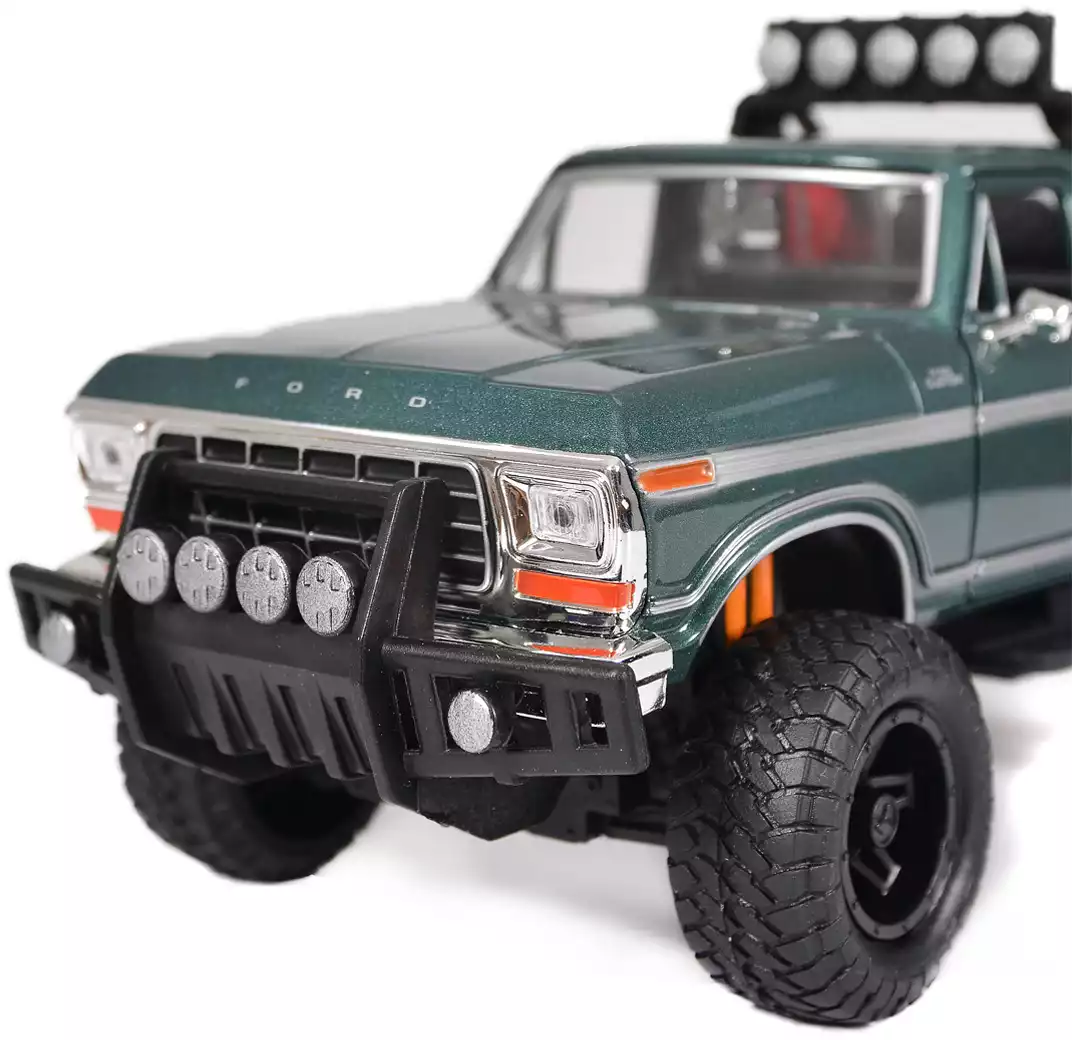 Модель машины Off-Road Truck - 1979 Ford F-150 Custom Pickup 1:24 79138  Motormax купить в Челябинске - интернет магазин Rich Family