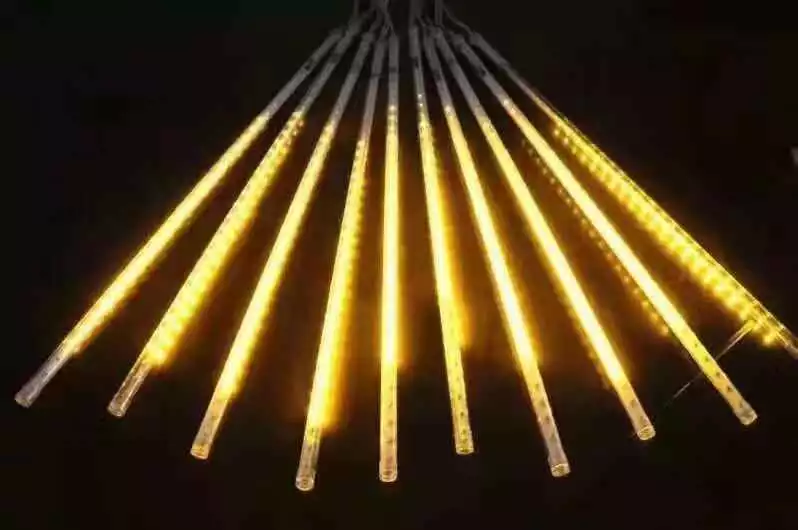 Электрическая гирлянда ЗАНАВЕС 4 м Led Тающие Сосульки 8 шт желтый