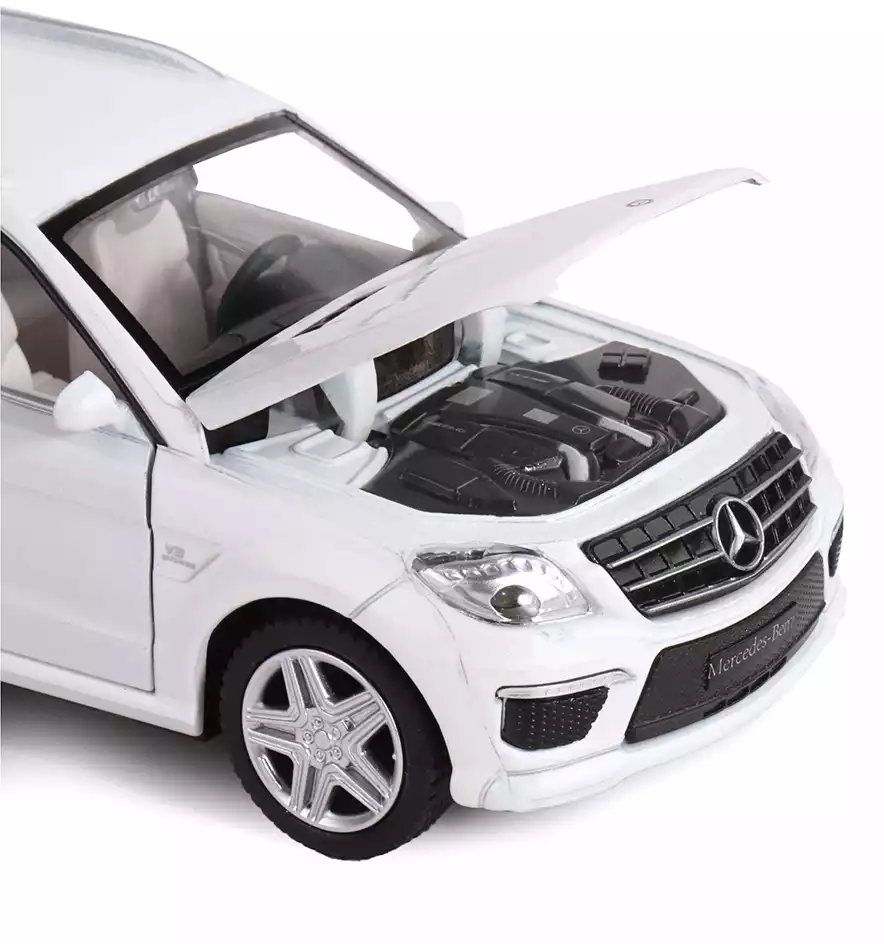 Модель машины Mercedes-Benz ML63 AMG 1:32 (15см) 32339 Инерционный механизм  купить в Челябинске - интернет магазин Rich Family