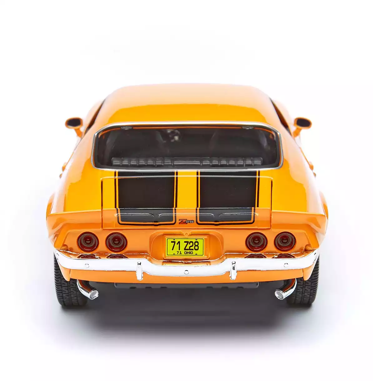 Модель машины 1:18 MAISTO Chevrolet (Chevy) Camaro 1971 31131 YL купить в  Челябинске - интернет магазин Rich Family