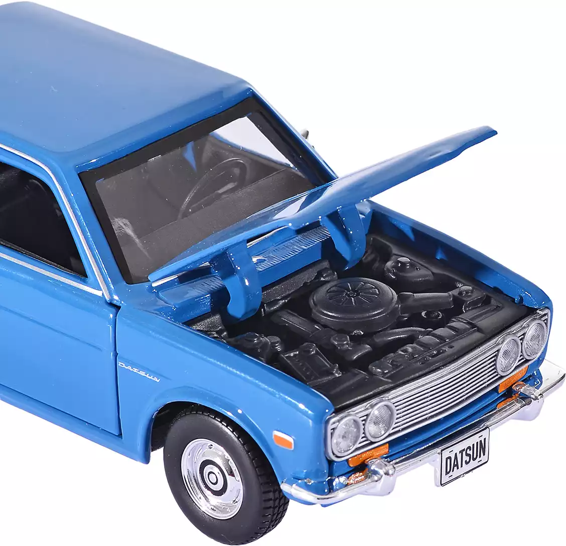 Модель машины 1:25 MAISTO Datsun 510 31518 BU купить в Владивостоке -  интернет магазин Rich Family