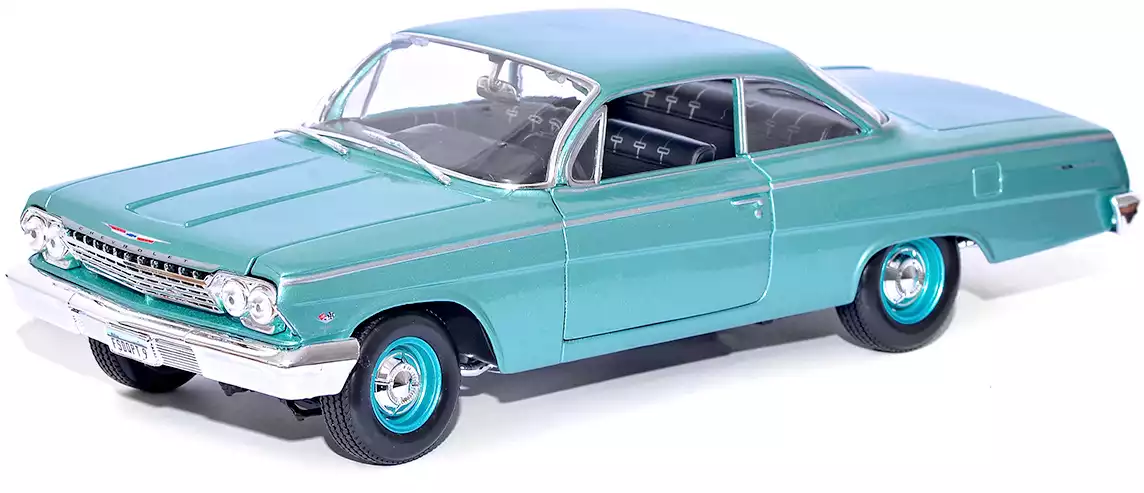 Модель машины 1:18 MAISTO Chevrolet (Chevy) Bel Air 31641