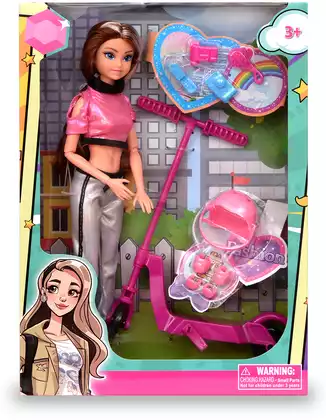 Кукла 115389 на самокате с аксессуарами