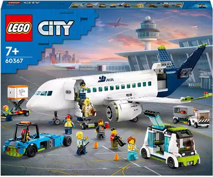 Конструктор Пассажирский самолёт 60367 913 дет. LEGO City