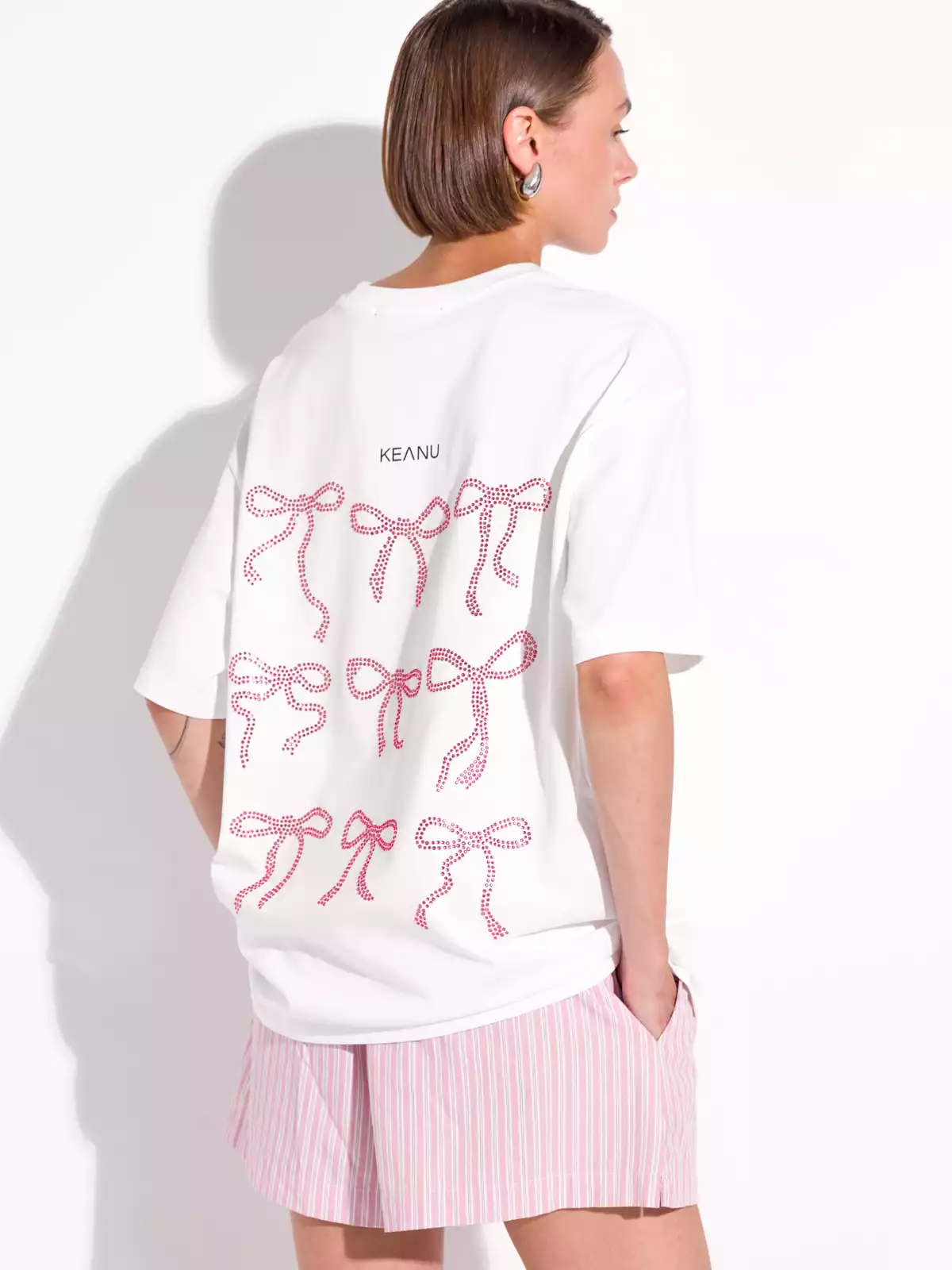 Футболка оверсайз со стразами KEANU