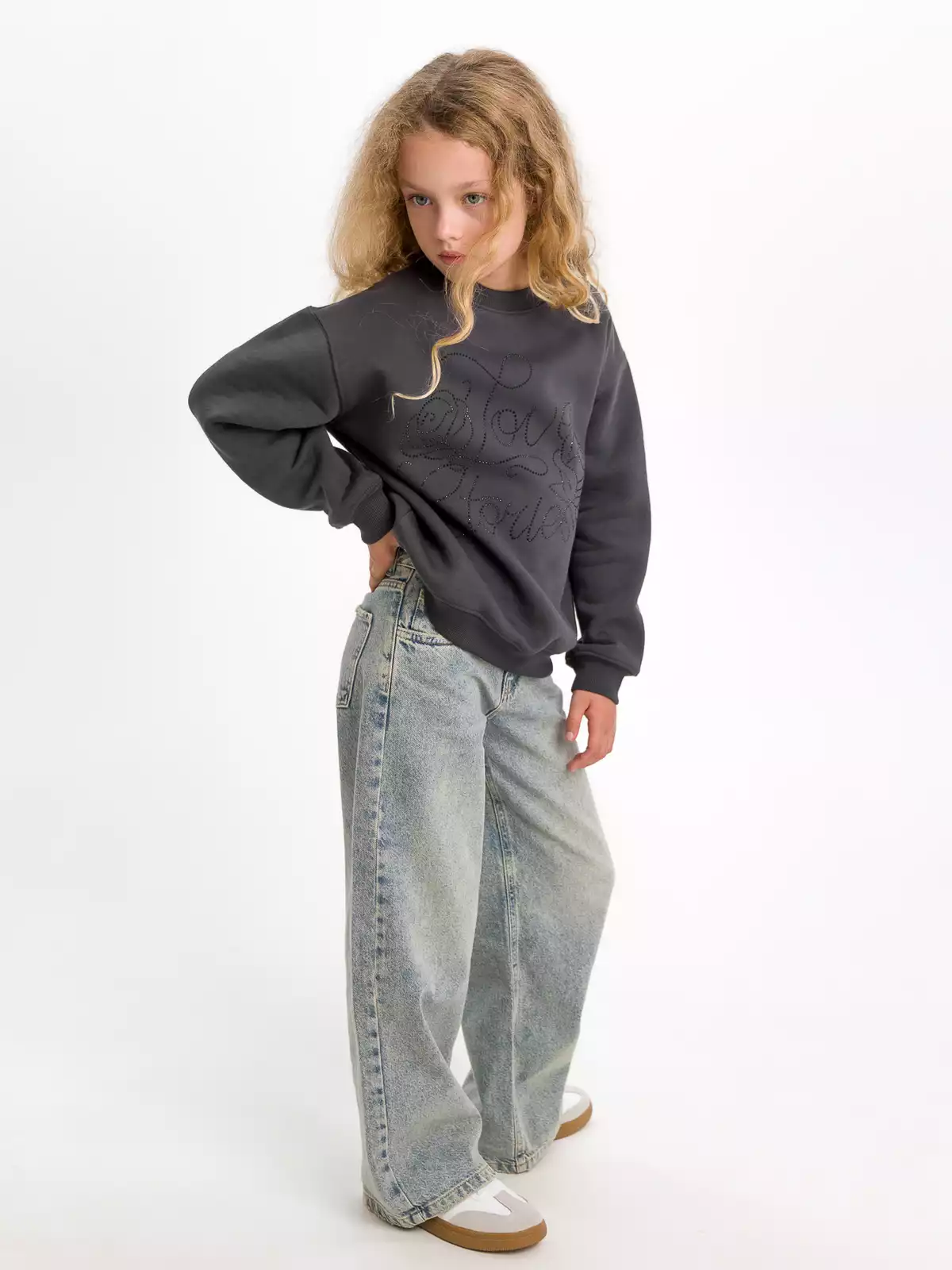 Широкие джинсы с потёртостями Vulpes