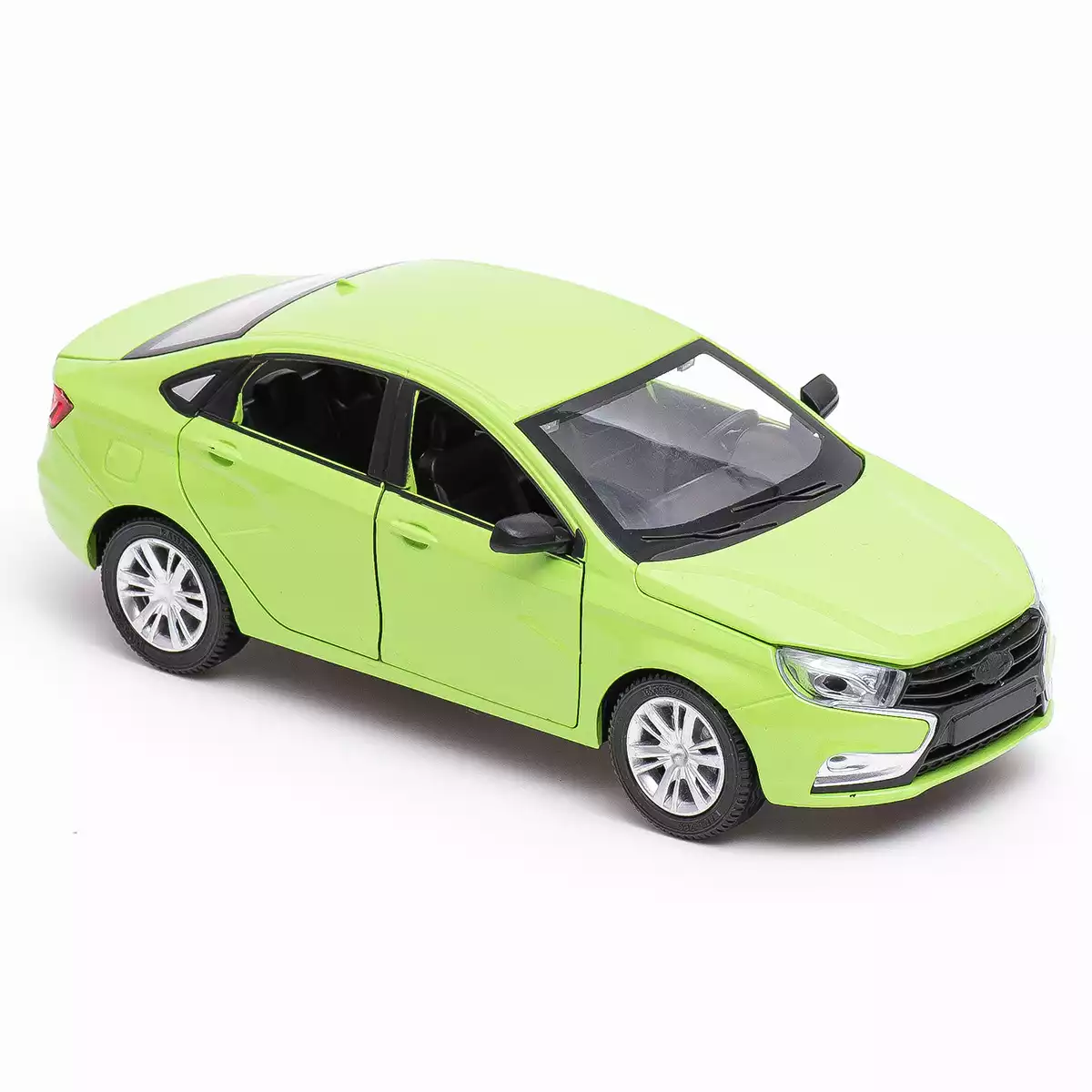 Модель машины 1:24 (18см) свет, звук, инерция FY2438-6D