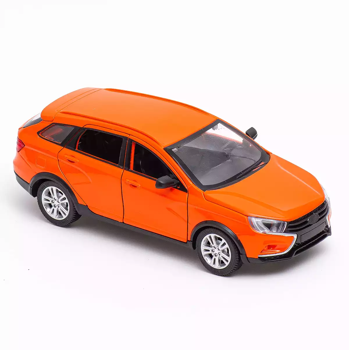 Модель машины 1:24 (18см) LADA Vesta Cross SW свет, звук, инерция FY2448-6D