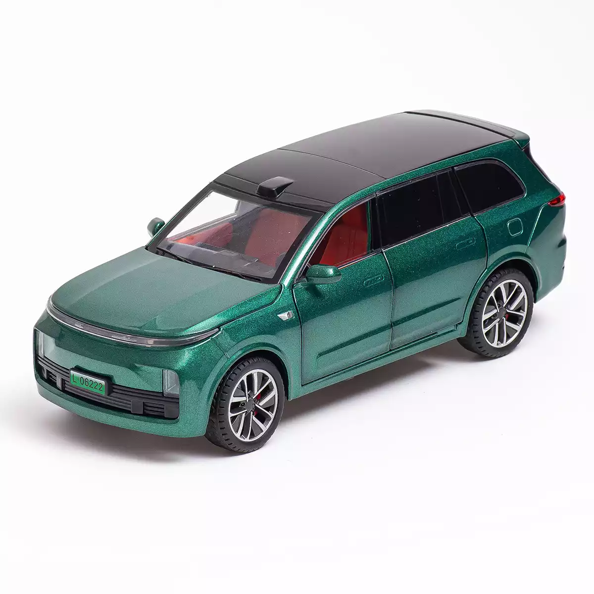 Модель машины 1:24 (22см) Li Auto L9 (Li Xiang) свет, звук, инерция H06222-6D
