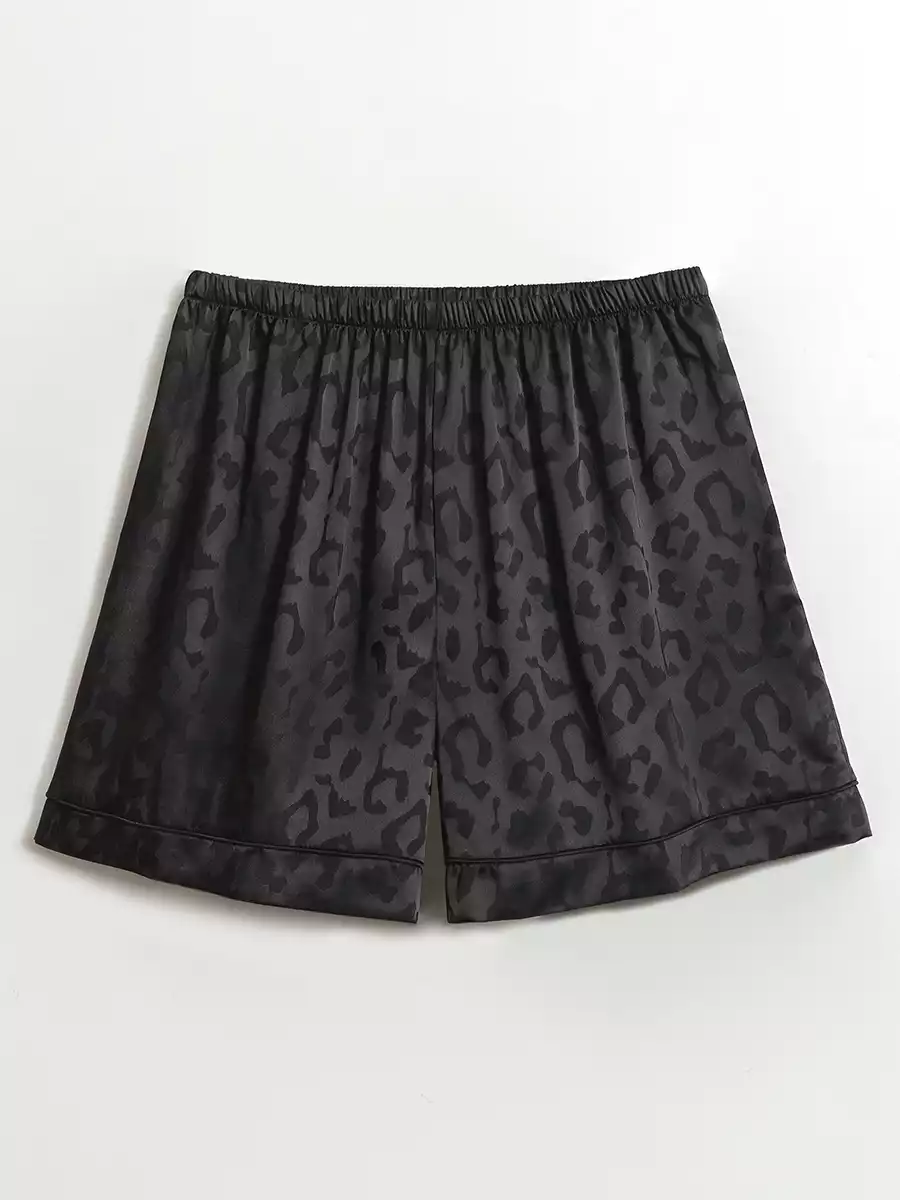 Шорты женские