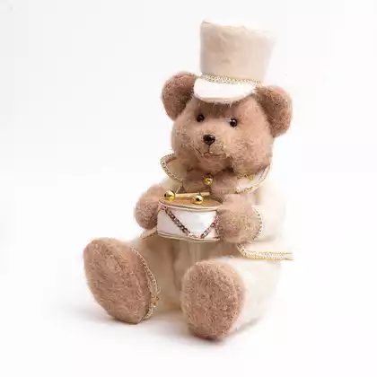 Новогодняя фигурка 21х18х31 см Мишка беж 058D-7026D