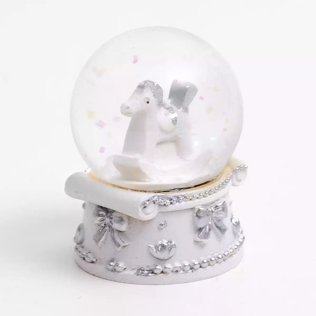 Сувенирный шар со снегом 6,3 см лошадка белая 058D-7317D