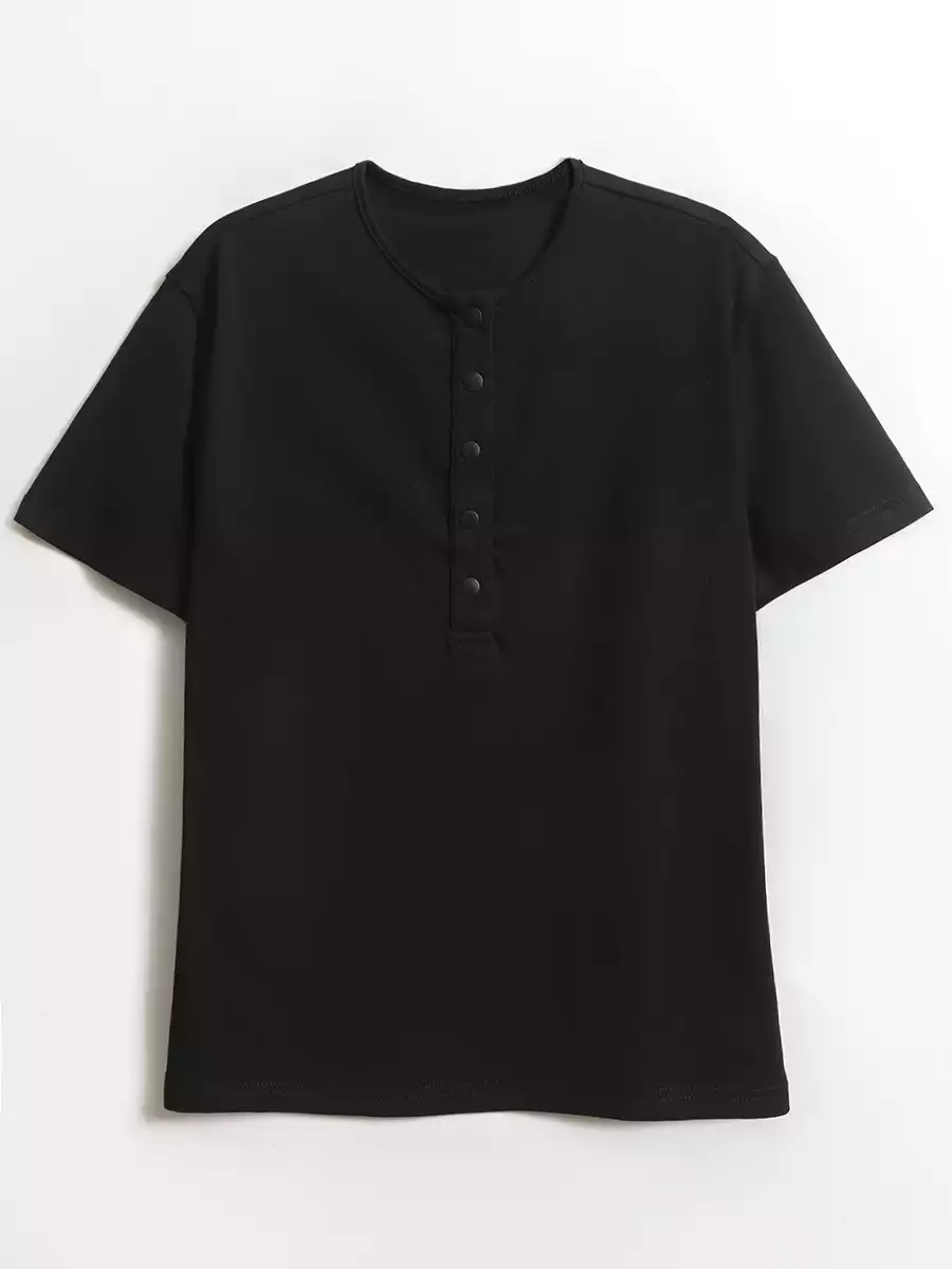 Приталенная футболка на кнопках KEANU