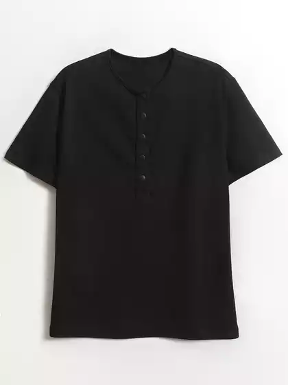 Приталенная футболка на кнопках KEANU