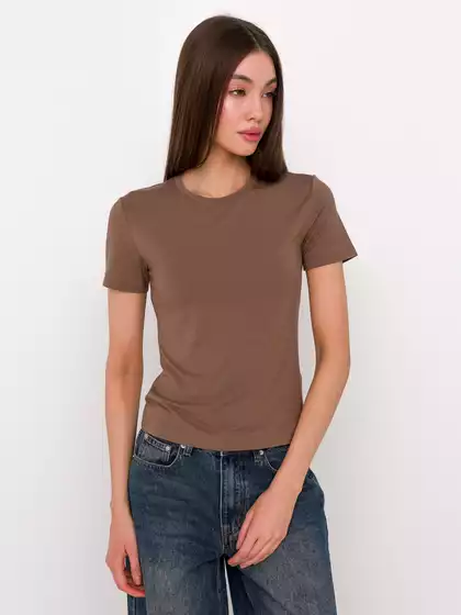 Приталенная футболка из вискозы KEANU