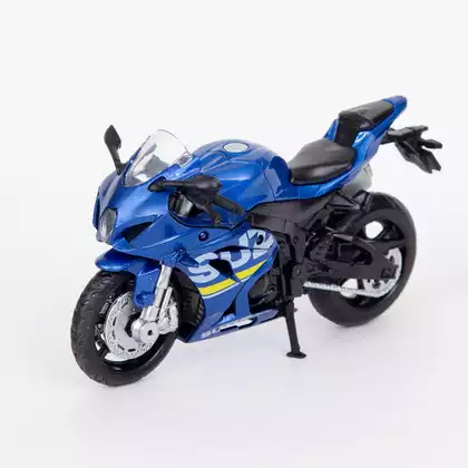Модель мотоцикла 1:18 SUZUKI GSR-R1000 67703